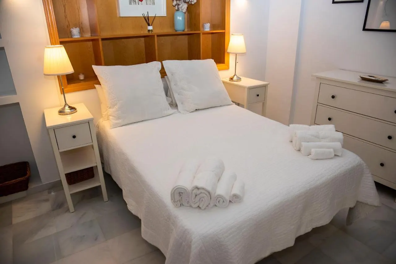 Apartment 180 Home Precioso Apartamento Con Patio San Bernardo 4 Seville